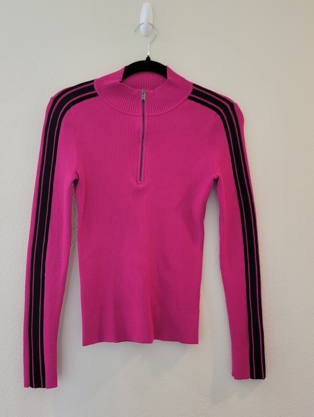 DKNY Women’s Fitted Zip Mock Neck Sweater Hot Pink With Black Stripes Small.